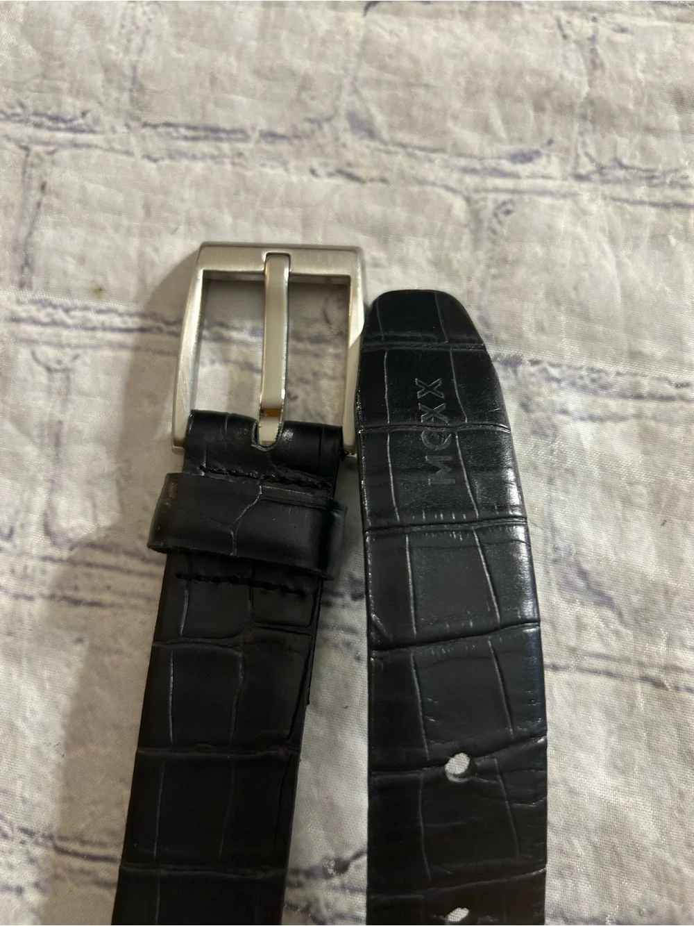 MEXX BLACK CROC PRINT LEATHER SILVER TONE BUCKLE WOMEN’S BELT SIZE MEDIUM